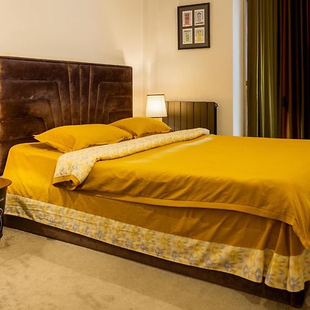 9Th And 6Th Floor Stylish Apartments With Mountainvista Бишкек Экстерьер фото