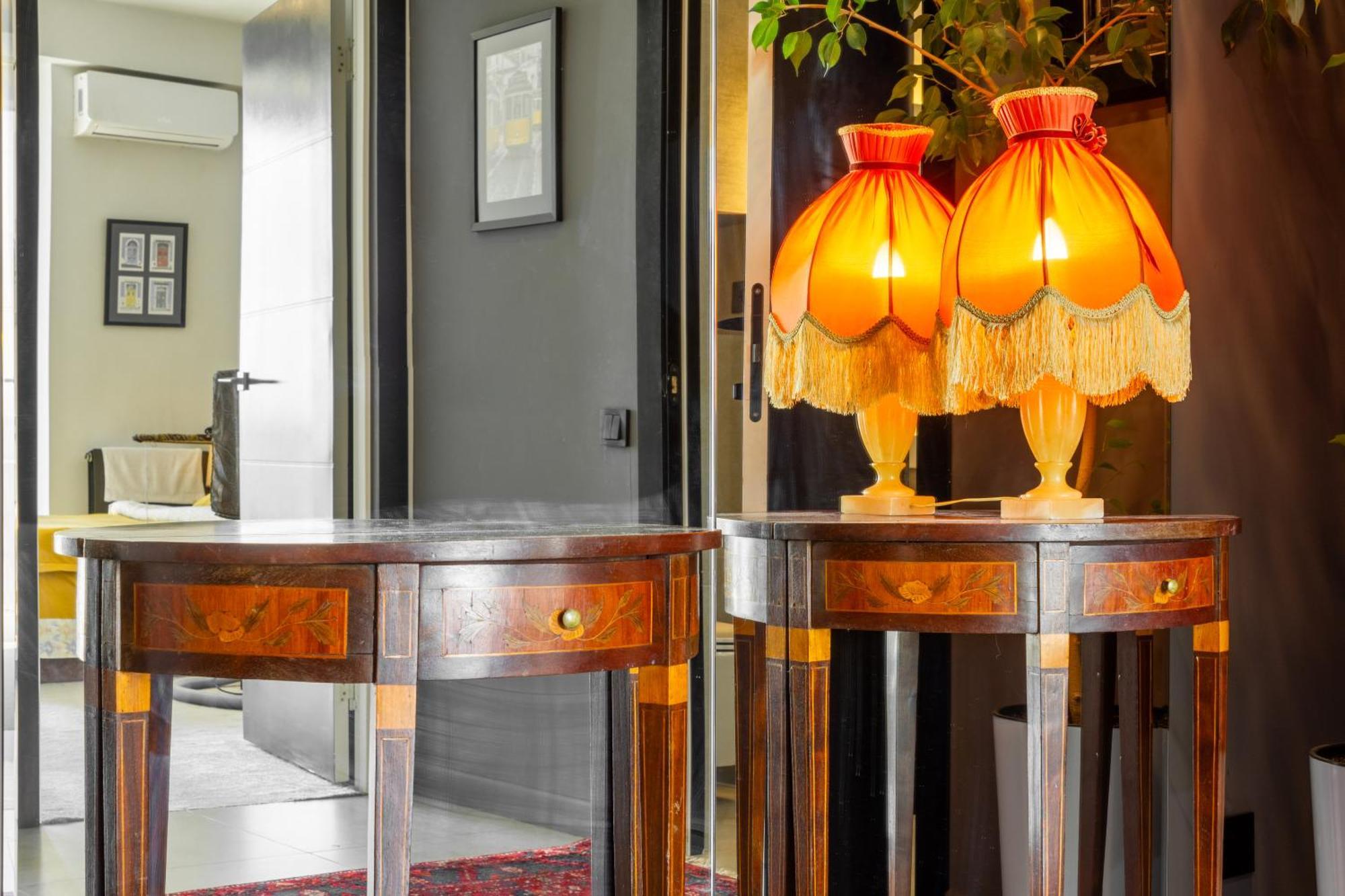 9Th And 6Th Floor Stylish Apartments With Mountainvista Бишкек Экстерьер фото